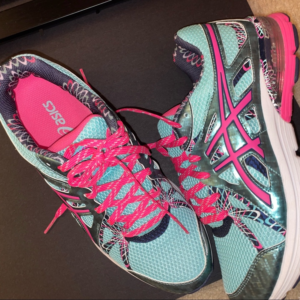 ASICS